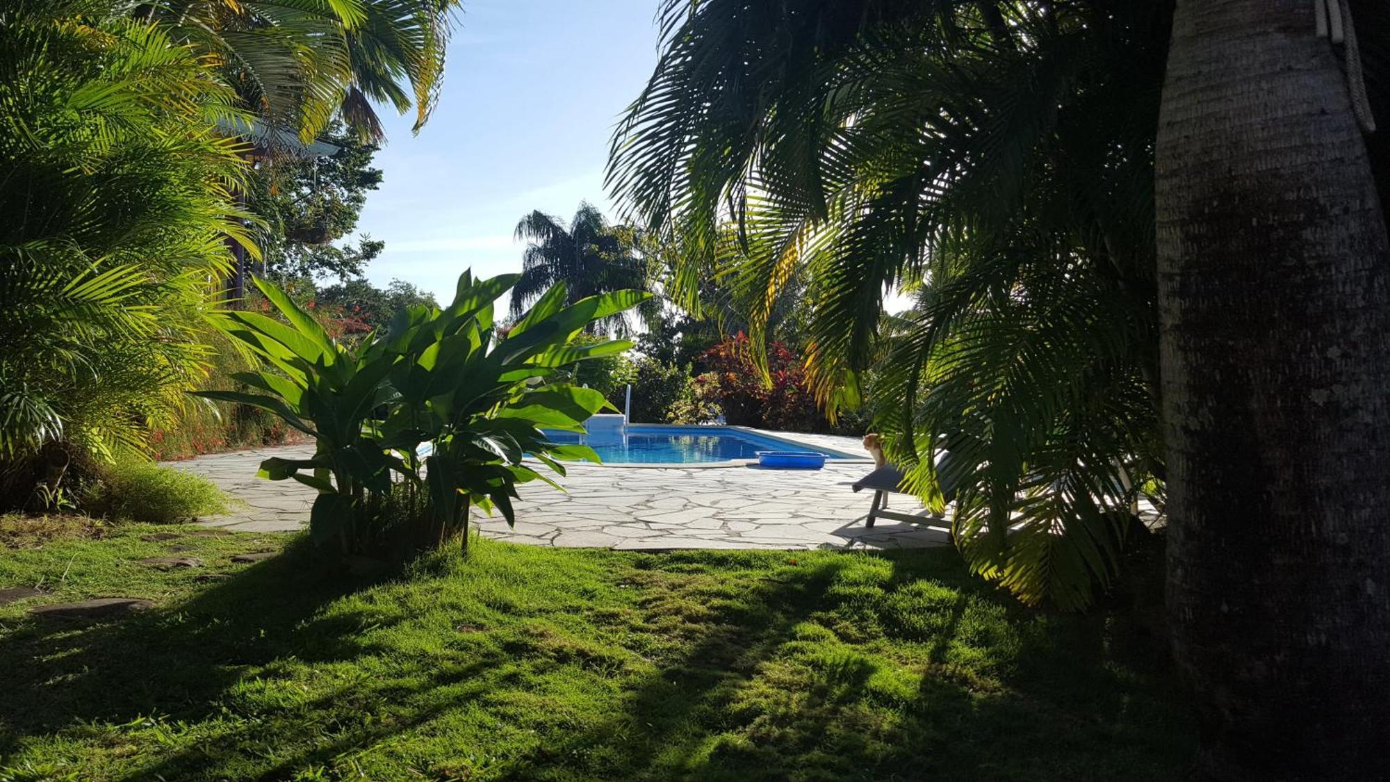 Vacances Bien Etre Guadeloupe Bouillante Exterior photo